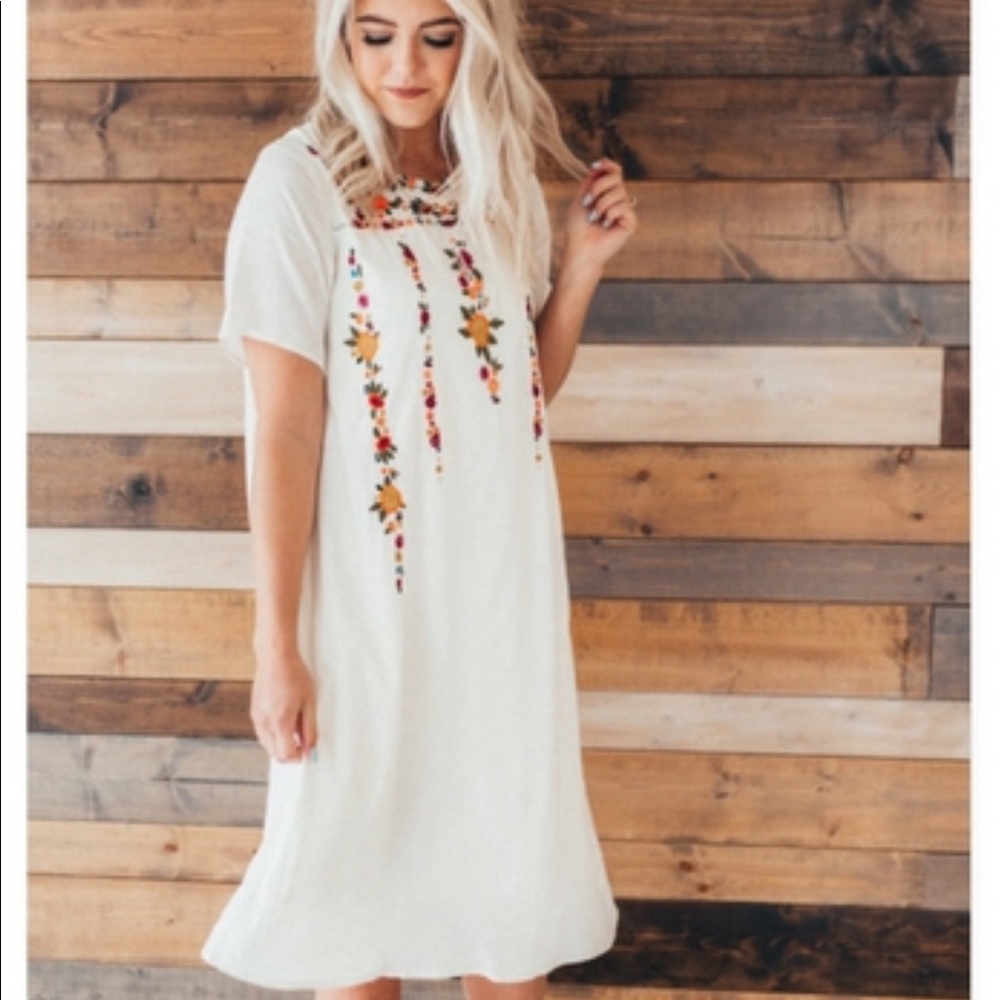 NWT emboidered dress Brickyard Buffalo